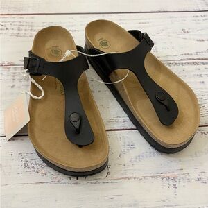 BIRKENSTOCK
GIZEH PLATFORM VEGAN